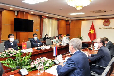 Bộ trưởng Nguyễn Hồng Diên làm việc với Ngài Ignazio Cassis, Phó tổng thống kiêm Bộ trưởng Bộ Ngoại giao Liên bang Thụy Sỹ