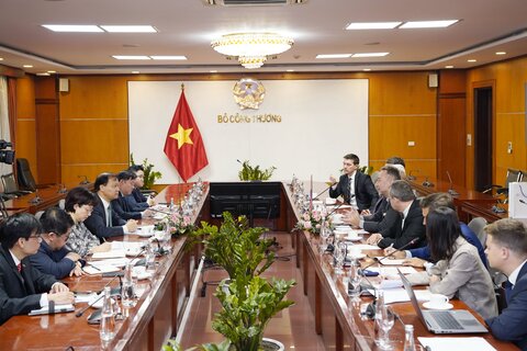 Thứ trưởng Nạp Tiền 188bet
 Đỗ Thắng Hải tiếp Đại sứ Cộng hòa Séc tại Việt Nam và đoàn doanh nghiệp Công ty Skoda