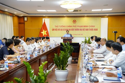 Thủ tướng Chính phủ Phạm Minh Chính làm việc với các Cơ quan đại diện Thương mại Việt Nam ở nước ngoài