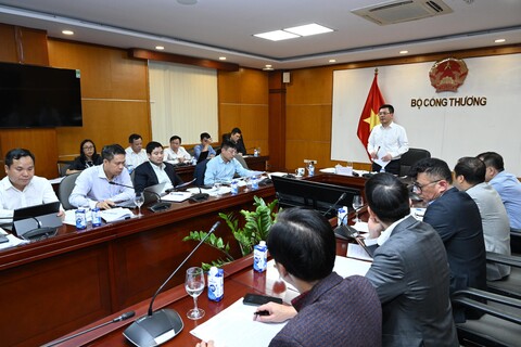 Bộ trưởng Nguyễn Hồng Diên làm việc với các tập đoàn, tổng công ty về việc triển khai kế hoạch cung ứng điện, Biểu đồ cung cấp than, khí cho sản xuất điện và các giải pháp bảo đảm an ninh cung ứng điện năm 2024